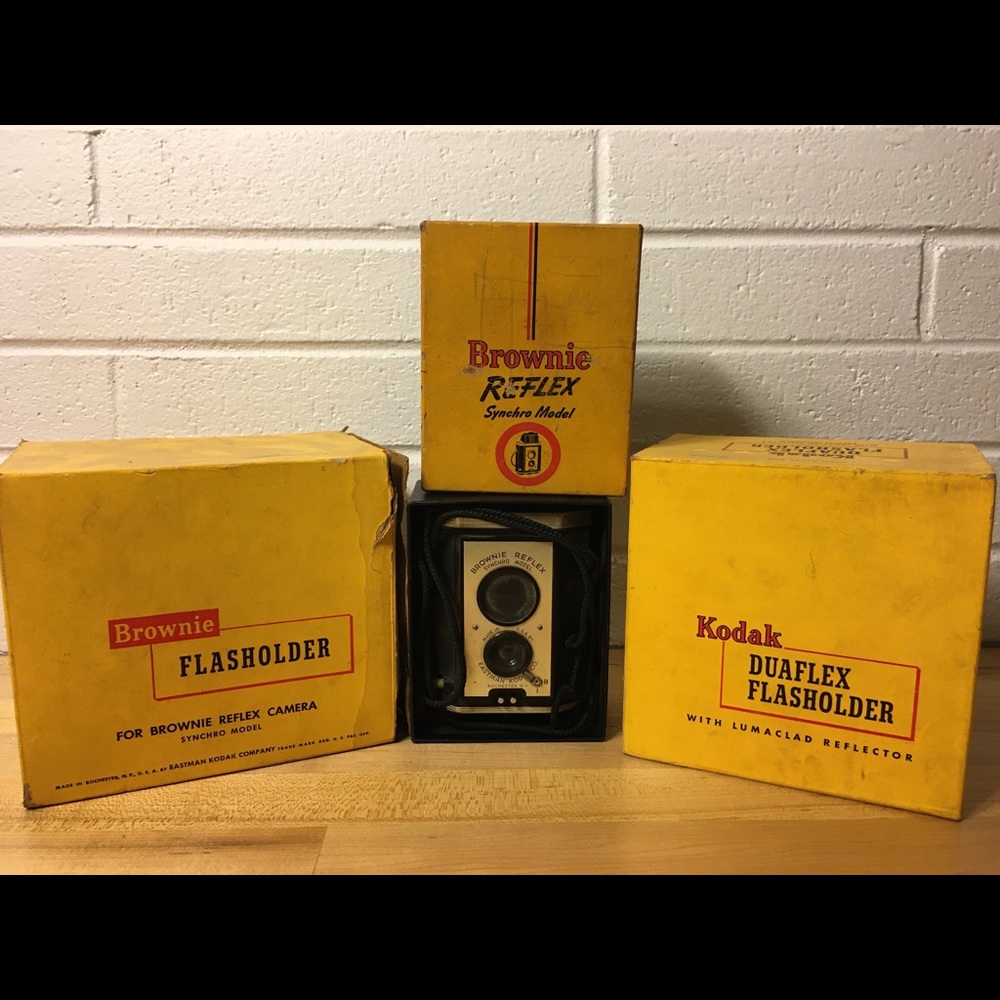 Vintage Kodak Brownie Reflex Synchro camera